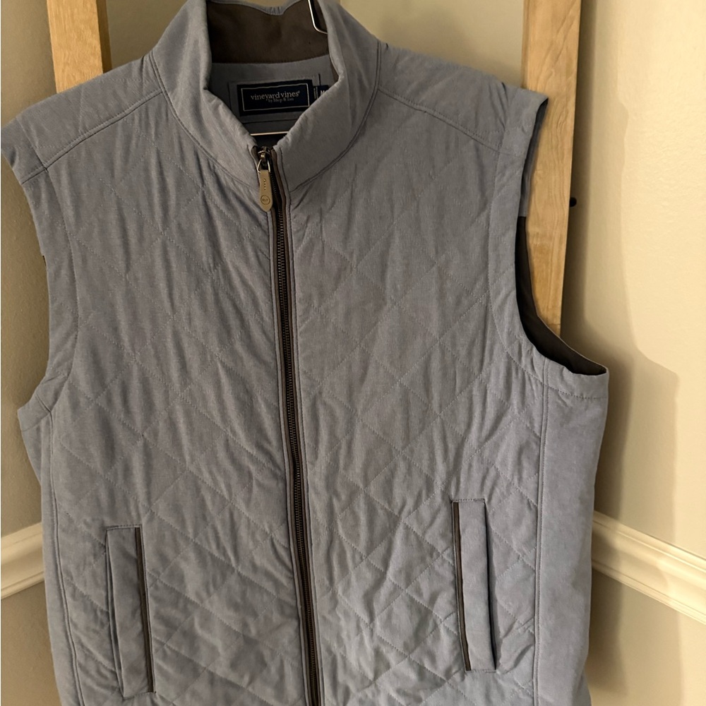 Vineyard Vines Men's Light Gray Quilted Vest